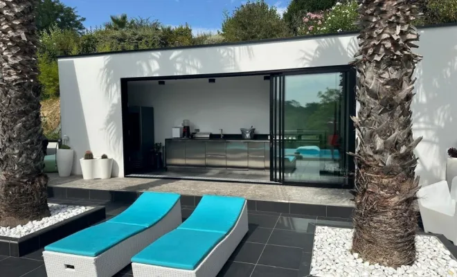 Fermeture d'une Pool House, Montauban, Le Menuisier du Midi